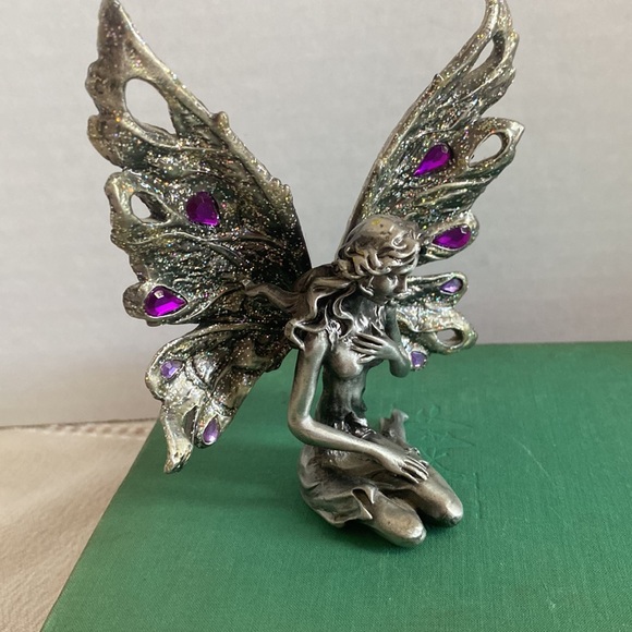 Vintage pewter, Nicole fantasy fairy purple jewels, glitter on wings - Picture 4 of 10